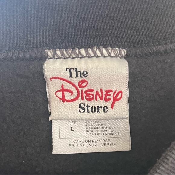 Vintage The Disney Store Size Doesn’t Matter Sweatshirt - Picture 3 of 3